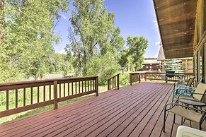 'the River Home' Cabin w/ Yard: Near Wolf Creek!