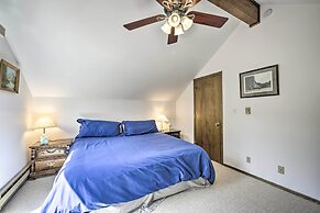 'the River Home' Cabin w/ Yard: Near Wolf Creek!