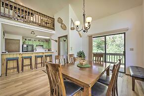 'the River Home' Cabin w/ Yard: Near Wolf Creek!