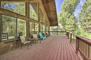 'the River Home' Cabin w/ Yard: Near Wolf Creek!
