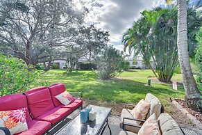 Satellite Beach Townhome w/ Patios, & Beach Gear