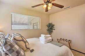 Lovely Oakhurst Cabin w/ Deck & Mtn Views!