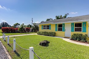 < 3 Mi to Juno Beach: Coastal Townhome w/ Patio!