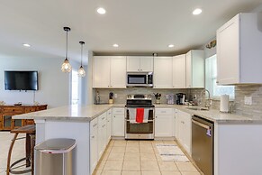 < 3 Mi to Juno Beach: Coastal Townhome w/ Patio!