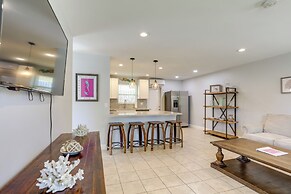 < 3 Mi to Juno Beach: Coastal Townhome w/ Patio!