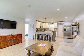 < 3 Mi to Juno Beach: Coastal Townhome w/ Patio!