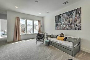Luxurious & Spacious Austin Home ~ 8 Mi to Dtwn!