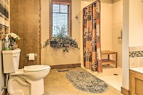 Family Home w/ Deck on Lake Sara: Pets are Welcome