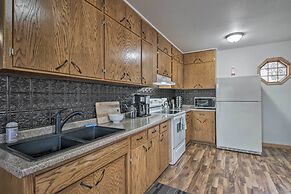 Dog-friendly Crosby Home w/ Bike Storage!