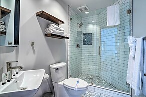 Quiet Avalon Getaway Villa w/ Ocean View & Balcony