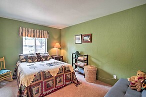 3 Mi to Skiing: Big Bear Cabin w/ Deck