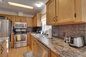 13 Mi to Nat'l Park: Shenandoah Valley Home!