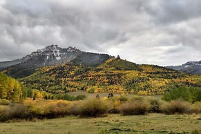 Montrose Adventure Base: Near Skiing & San Juans!