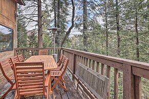 Woodsy Twin Peaks Getaway w/ Hot Tub & Views!