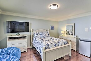 Corpus Christi Home w/ Golf Cart: Walk to Beach!