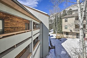 Cozy Condo < 2 Mi to Vail Village & Ski Resort!