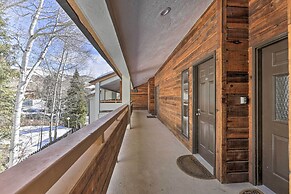 Cozy Condo < 2 Mi to Vail Village & Ski Resort!