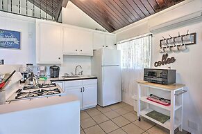 1 Mi to Lake Gregory: Mtn-view Cabin w/ Deck