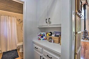 1 Mi to Lake Gregory: Mtn-view Cabin w/ Deck