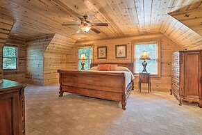 Hayesville Cabin w/ Game Room & Mtn Views!