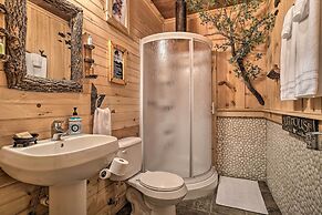 Hayesville Cabin w/ Game Room & Mtn Views!