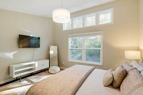 Luxe Mountain Home Near Ridgecrest & Asheville!