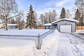 Kenai Home w/ Fireplace < 10 Mi to Big Eddy!