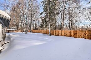 Kenai Home w/ Fireplace < 10 Mi to Big Eddy!