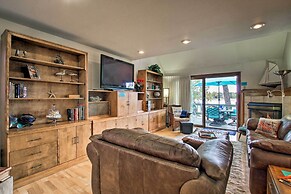 Lakefront Fort Collins Townhome, Only 3 Mi to Csu!