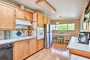 Pet-friendly Eureka Home ~ 6 Mi to Old Town!