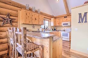 Mountain Views & Fire Pit: Granby Retreat!