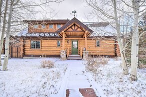 Mountain Views & Fire Pit: Granby Retreat!