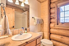 Mountain Views & Fire Pit: Granby Retreat!