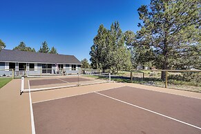 Pickleball Country Retreat in Bend!