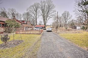 New York Vacation Rental w/ Smart TVs & Cable