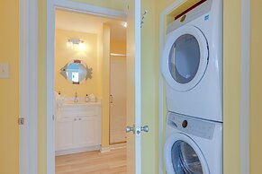 Steps to Beach: Galveston Vacation Rental!