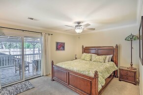 Charming Shasta Lake Retreat: Boat, Hike & Fish!