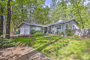 Charming Shasta Lake Retreat: Boat, Hike & Fish!