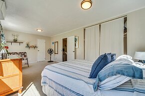 Keaau Apartment on Beautiful Acre w/ Pool & Deck!