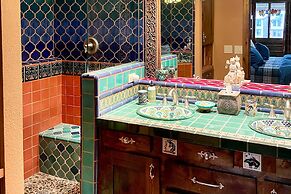 Ski-in Penthouse in Breckenridge w/ Pool Access!