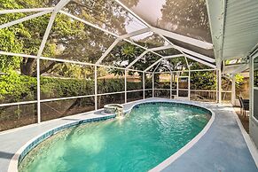 Peaceful Venice Villa w/ Patio - 2 Miles to Beach!