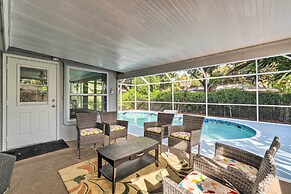 Peaceful Venice Villa w/ Patio - 2 Miles to Beach!