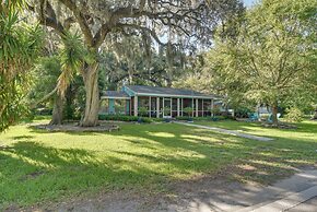 Riverfront Getaway w/ Hot Tub & Game Room!