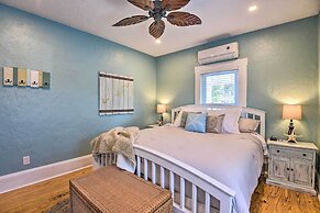 Bright Bradenton Retreat: 1 Mi to Downtown!