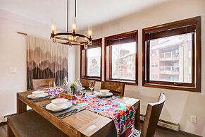 Walk to Ski Resort: Breckenridge Condo w/ Hot Tub!