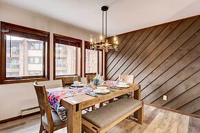 Walk to Ski Resort: Breckenridge Condo w/ Hot Tub!