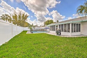 'the Flamingo House' Apollo Beach Gem w/ Pool