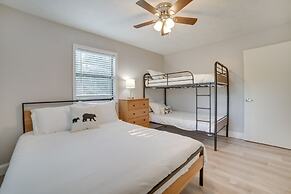 Kodak Getaway w/ Covered Decks + Game Room!