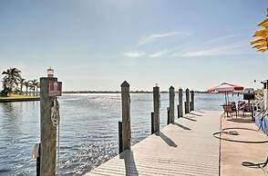 Gorgeous Cape Coral Duplex Home w/ Modern Interior