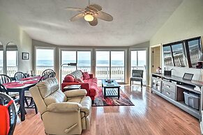 Sunny Florida Home w/ Decks & View, Steps to Beach